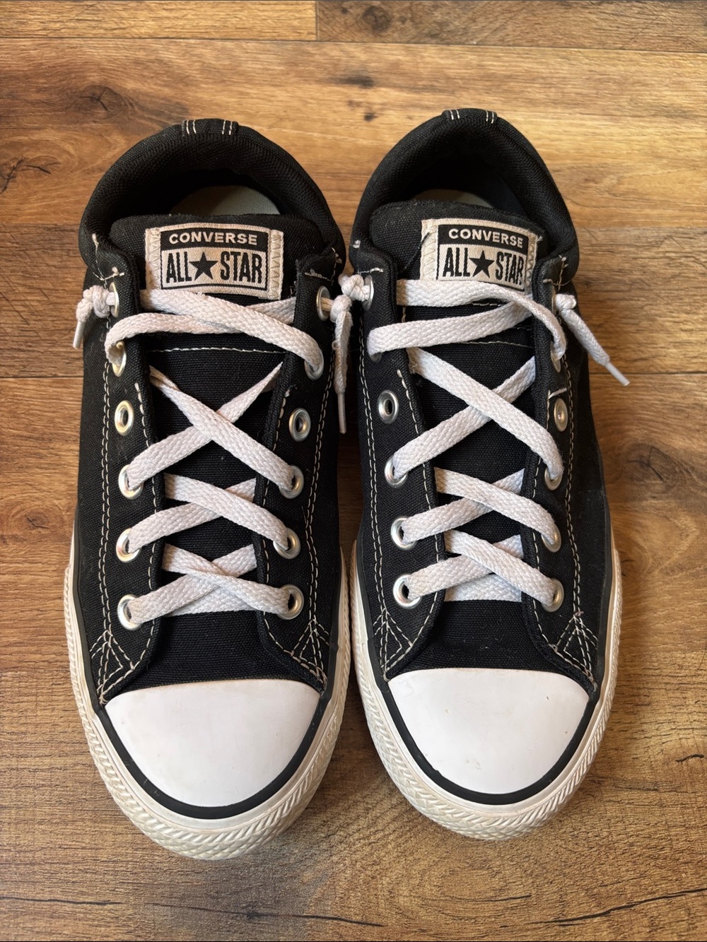 Converse All Star Black Casual Slip On Sneakers size 6 women’s